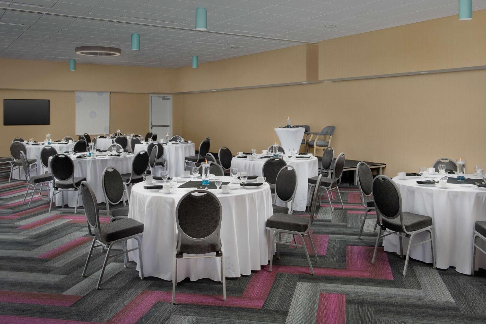 Tru By Hilton Orlando Convention Center Hotel Williamsburg Luaran gambar